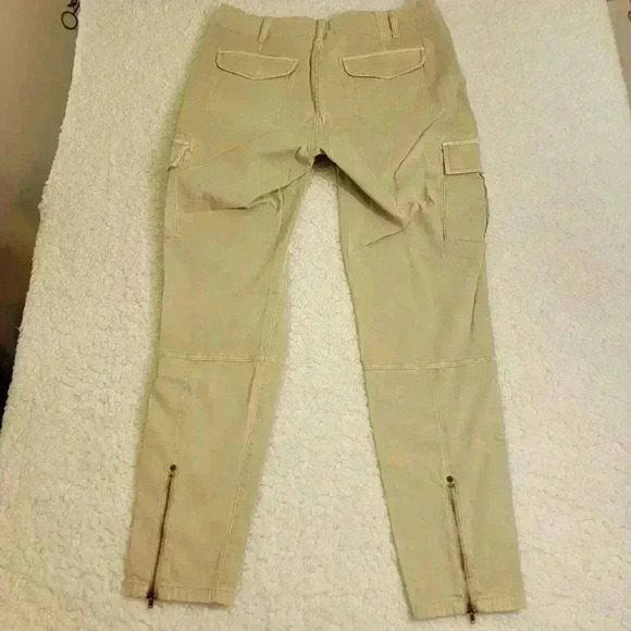 Orvis Cargo Pants Womens 8 Tan Khaki Chino Outdoor Hiking Camping Gorpcore - Picture 15 of 16
